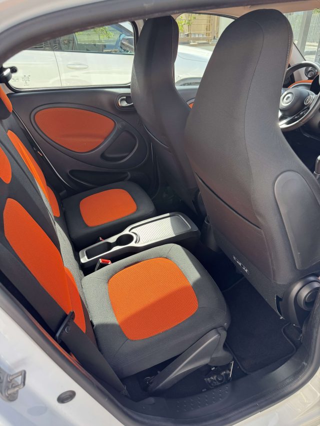 SMART ForFour usata, con Controllo automatico clima