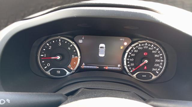 JEEP Renegade usata, con MP3