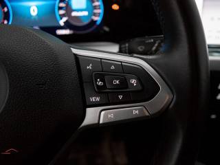 VOLKSWAGEN Golf usata, con Vivavoce