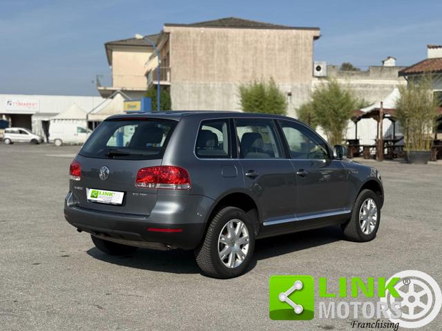 VOLKSWAGEN Touareg usata, con Gancio traino