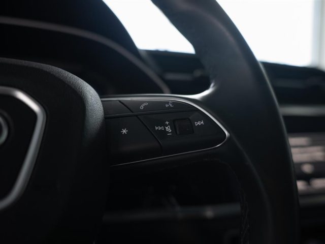 AUDI Q3 usata, con Specchietti laterali elettrici