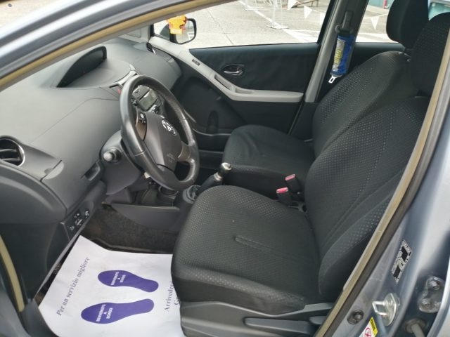 TOYOTA Yaris usata, con Servosterzo