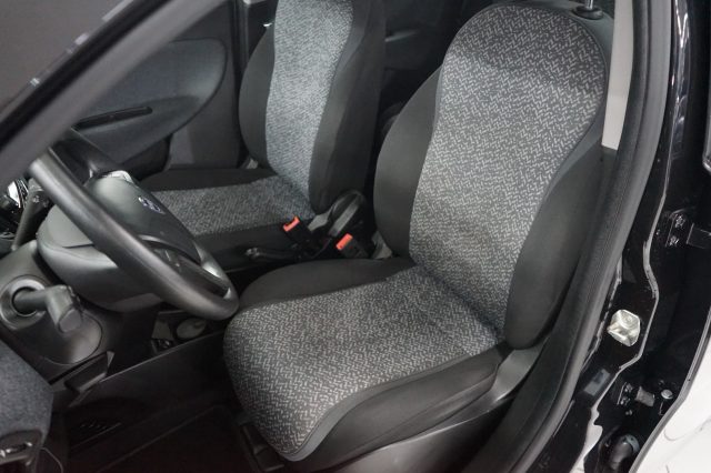 LANCIA Ypsilon usata, con ESP