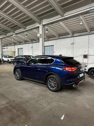 ALFA ROMEO Stelvio usata, con Volante multifunzione