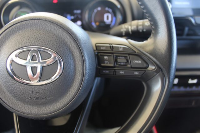TOYOTA Yaris usata, con Specchietti laterali elettrici