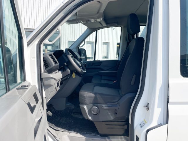 VOLKSWAGEN Crafter usata, con Touch screen