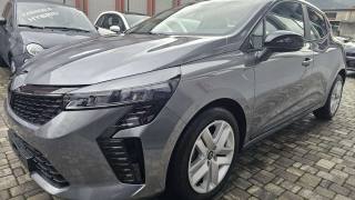 RENAULT Clio usata, con Airbag