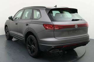 VOLKSWAGEN Touareg usata, con Autoradio
