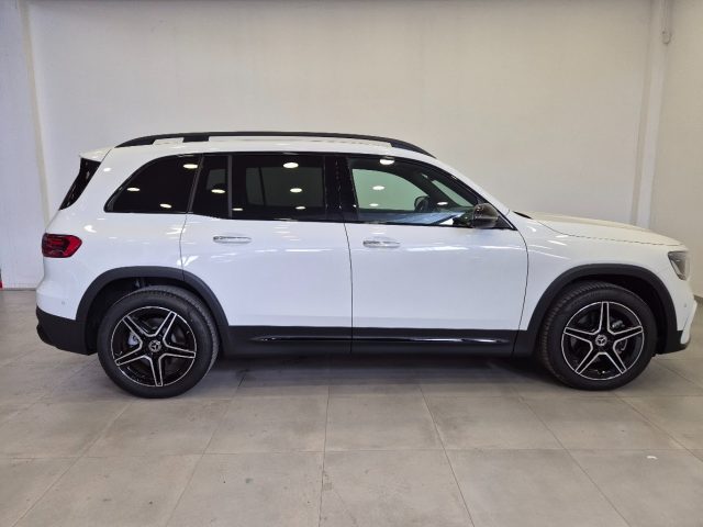 MERCEDES-BENZ GLB 200 usata, con Boardcomputer