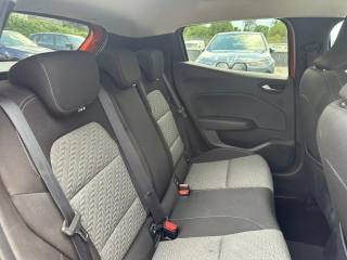 RENAULT Clio usata, con Fari LED