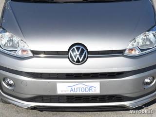 VOLKSWAGEN up! usata 40
