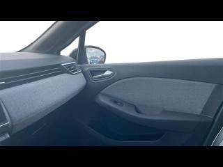 RENAULT Clio usata, con Fari LED