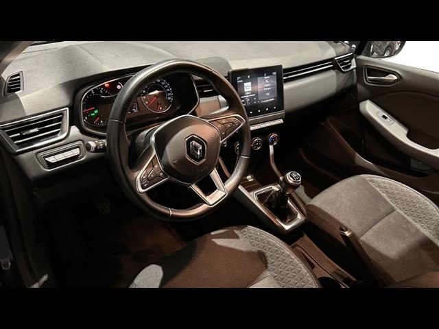 RENAULT Clio usata 8