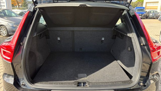 VOLVO XC40 usata, con Sensori di parcheggio posteriori