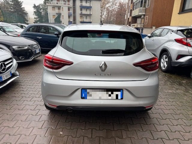 RENAULT Clio usata, con Autoradio