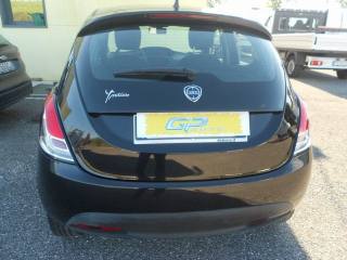 LANCIA Ypsilon usata, con Autoradio