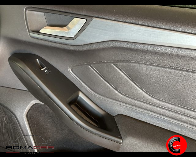 FORD Focus usata, con Servosterzo