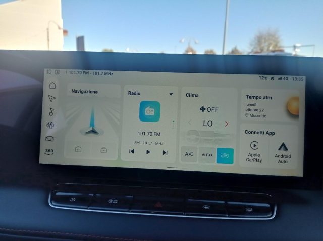 MG HS usata, con Fendinebbia