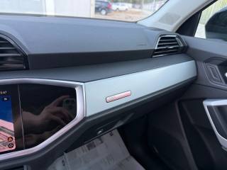 AUDI Q3 usata, con Specchietti laterali elettrici