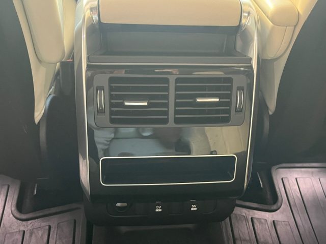 LAND ROVER Range Rover Sport usata, con Autoradio digitale