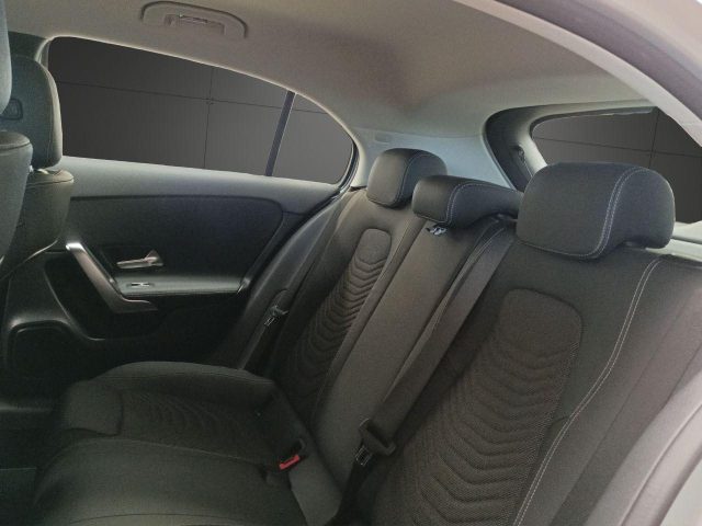 MERCEDES-BENZ A 180 usata, con Fendinebbia