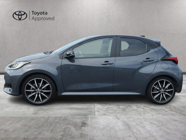 TOYOTA Yaris usata, con Autoradio