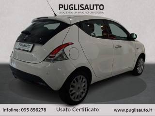 LANCIA Ypsilon usata, con Autoradio