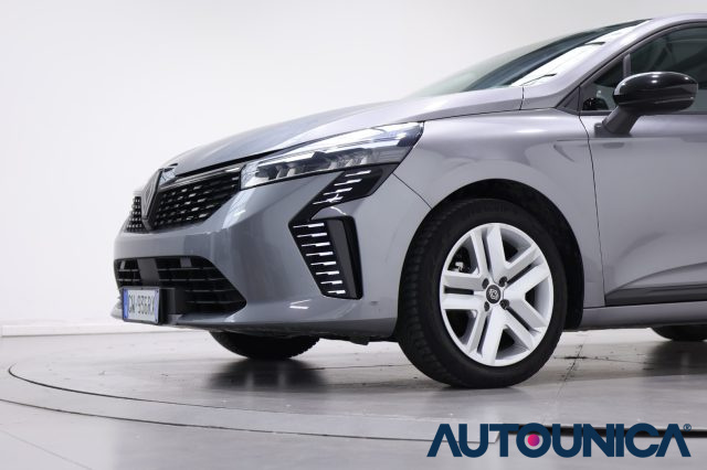 RENAULT Clio usata, con Controllo trazione