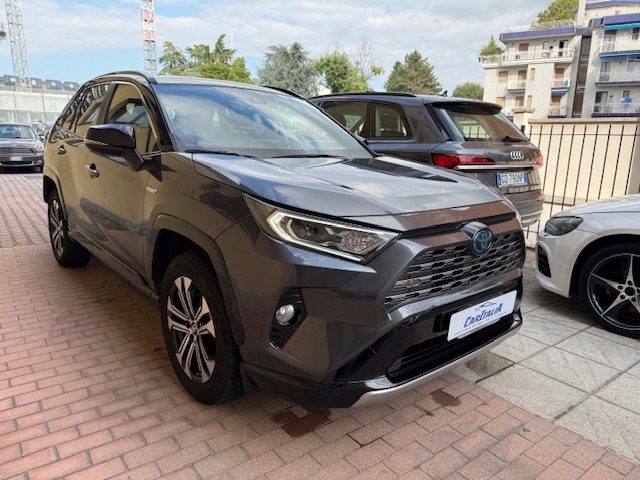 TOYOTA RAV 4 usata, con Alzacristalli elettrici