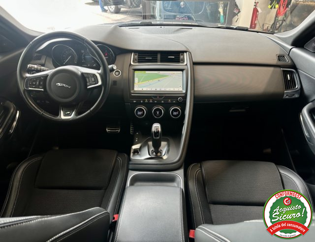 JAGUAR E-Pace usata, con Climatizzatore