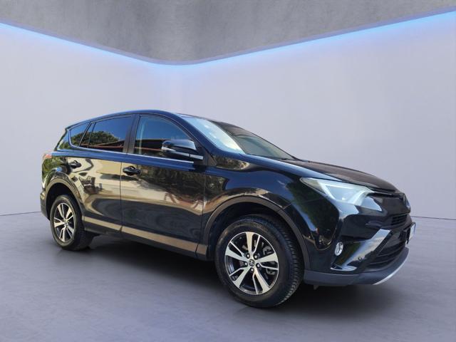 TOYOTA RAV 4 usata, con Airbag laterali
