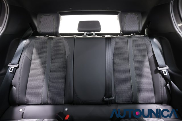 PEUGEOT 208 usata, con Isofix