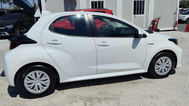 TOYOTA Yaris usata, con Alzacristalli elettrici