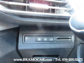PEUGEOT 3008 usata, con Sistema di navigazione