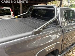TOYOTA Hilux usata, con Telecamera per parcheggio assistito