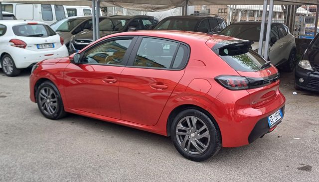 PEUGEOT 208 usata, con Autoradio