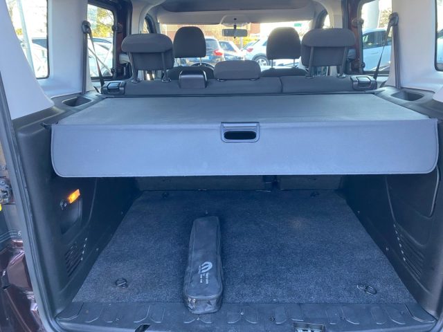 FIAT Doblo usata, con Fendinebbia