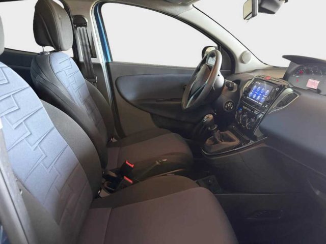 LANCIA Ypsilon usata, con Bluetooth