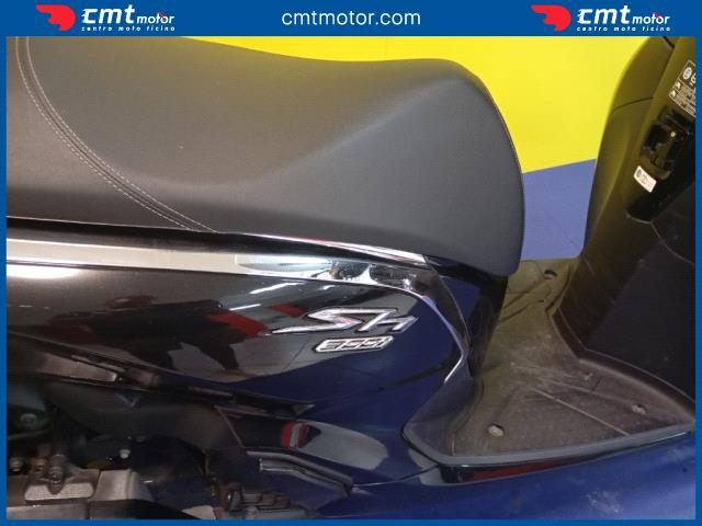 HONDA SH 300 i usata 5