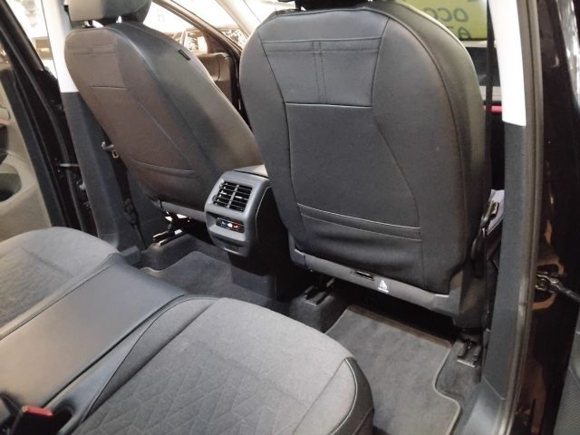 VOLKSWAGEN Tiguan usata, con Fari LED