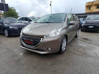 PEUGEOT 208 usata, con Airbag