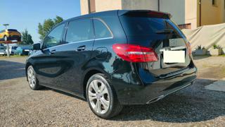 MERCEDES-BENZ B 180 usata, con Alzacristalli elettrici