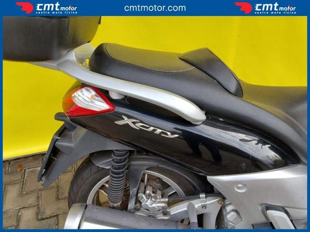 YAMAHA X-City 250 usata 3