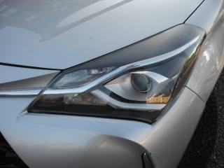 TOYOTA Yaris usata 56