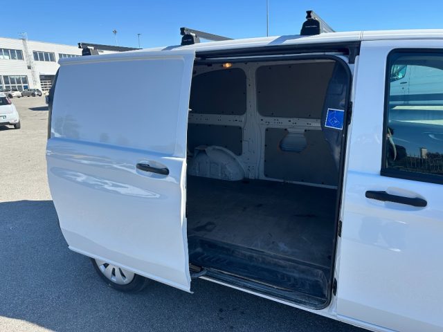 MERCEDES-BENZ Vito usata, con ESP