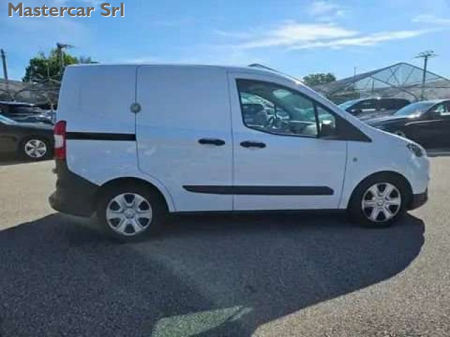 FORD Transit Courier usata, con Alzacristalli elettrici