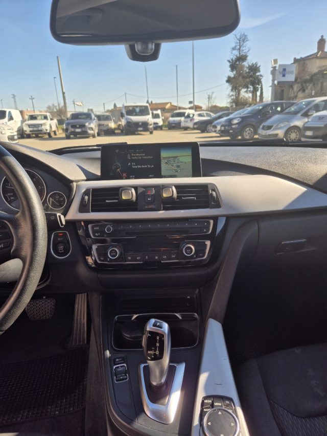 BMW 318 usata, con Boardcomputer