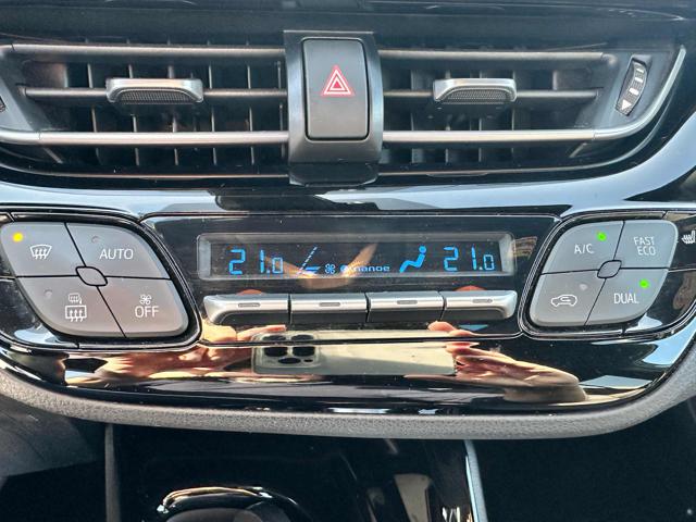 TOYOTA C-HR usata, con Vivavoce