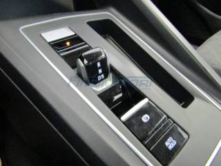 VOLKSWAGEN Golf usata, con Luci diurne LED