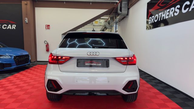 AUDI A1 usata, con Autoradio